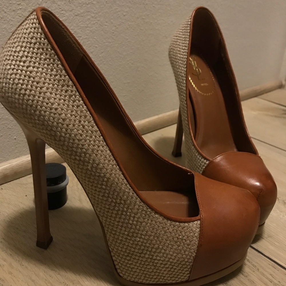 Beautiful Saint Laurent luxury heals (YXL)